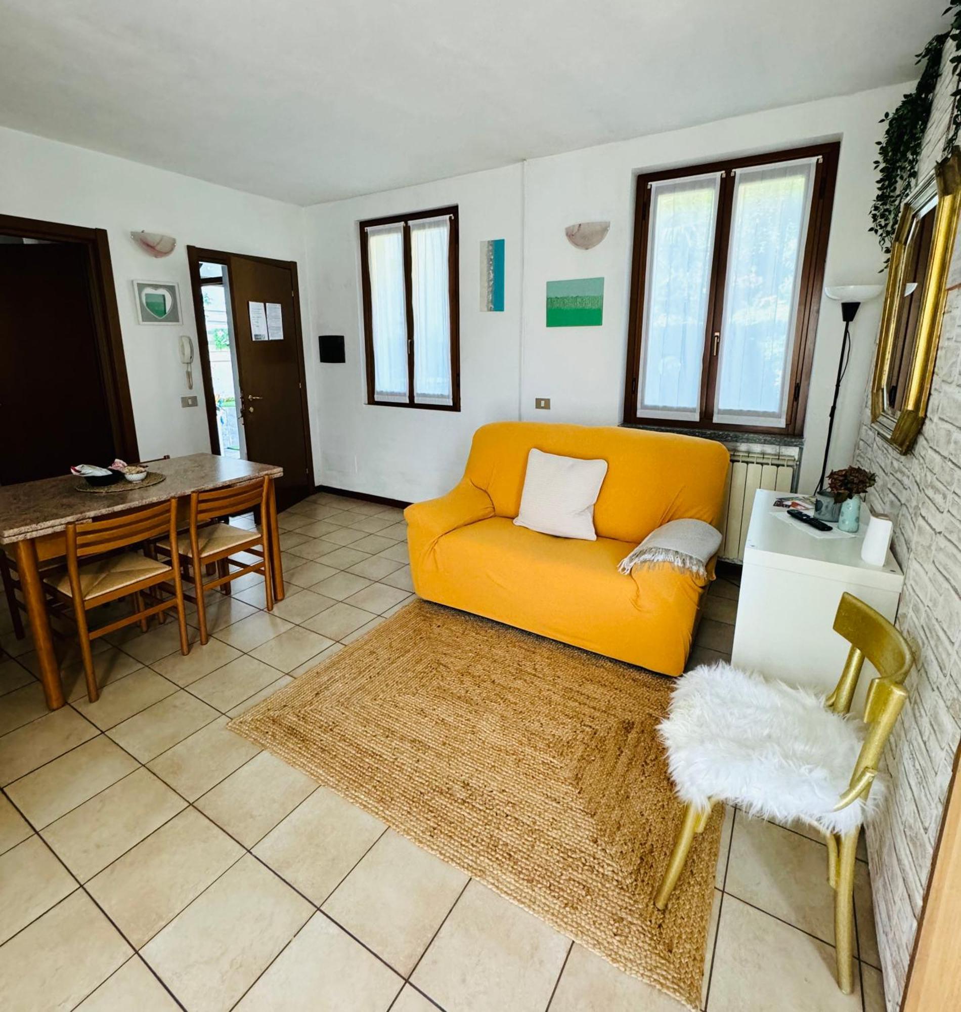 Ferienwohnung Casa Nonna Elide Besozzo Exterior foto