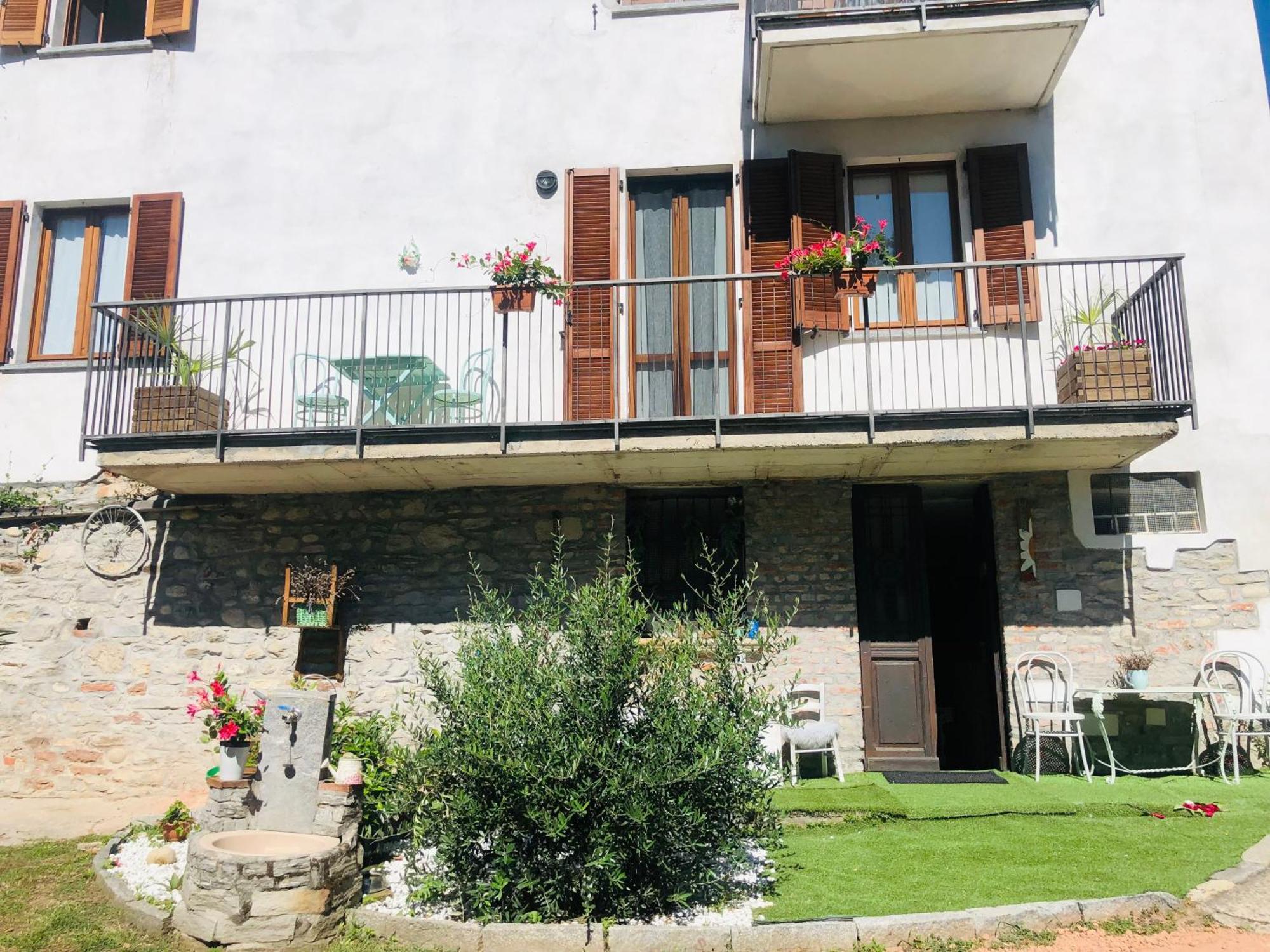 Ferienwohnung Casa Nonna Elide Besozzo Exterior foto